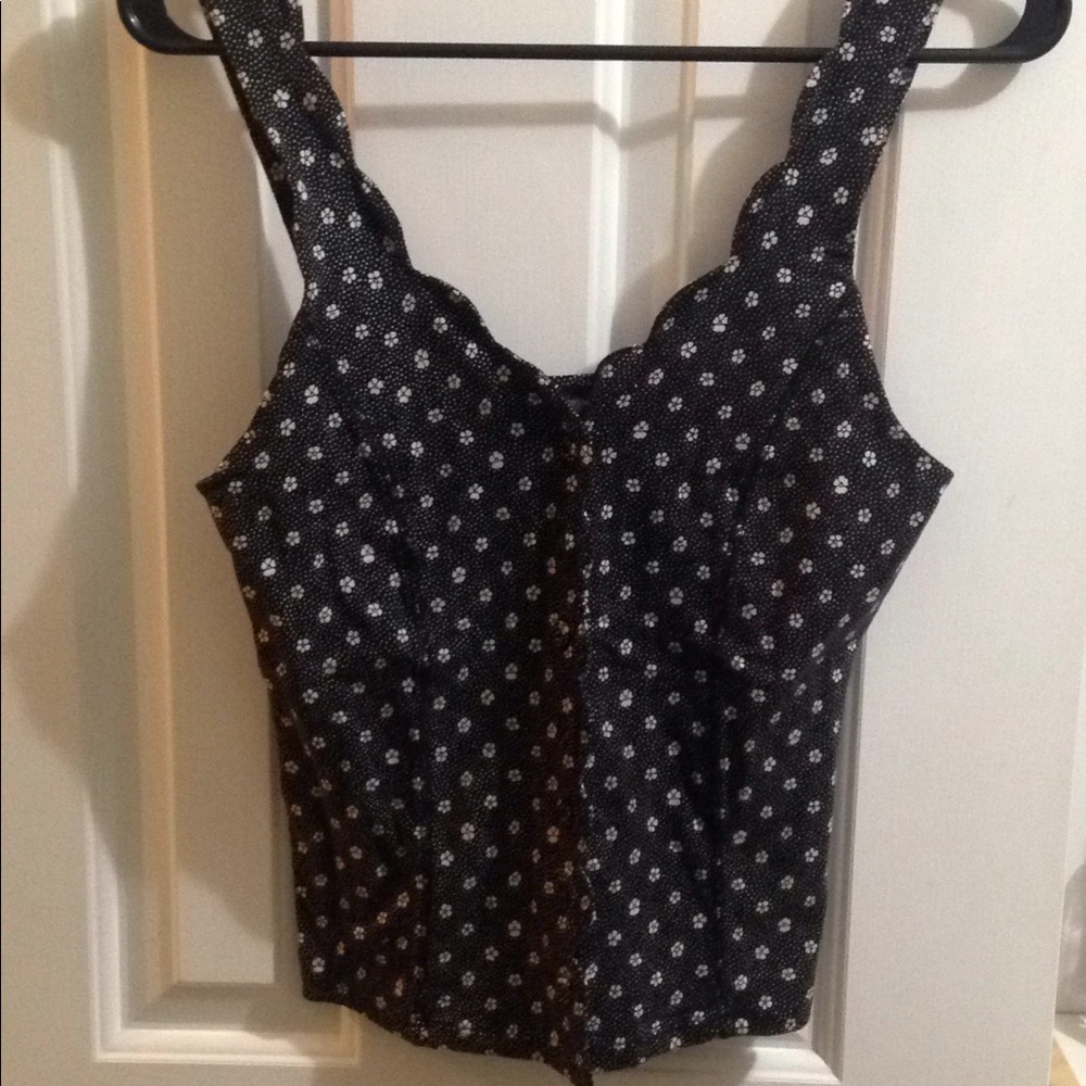 Floral button-up tank